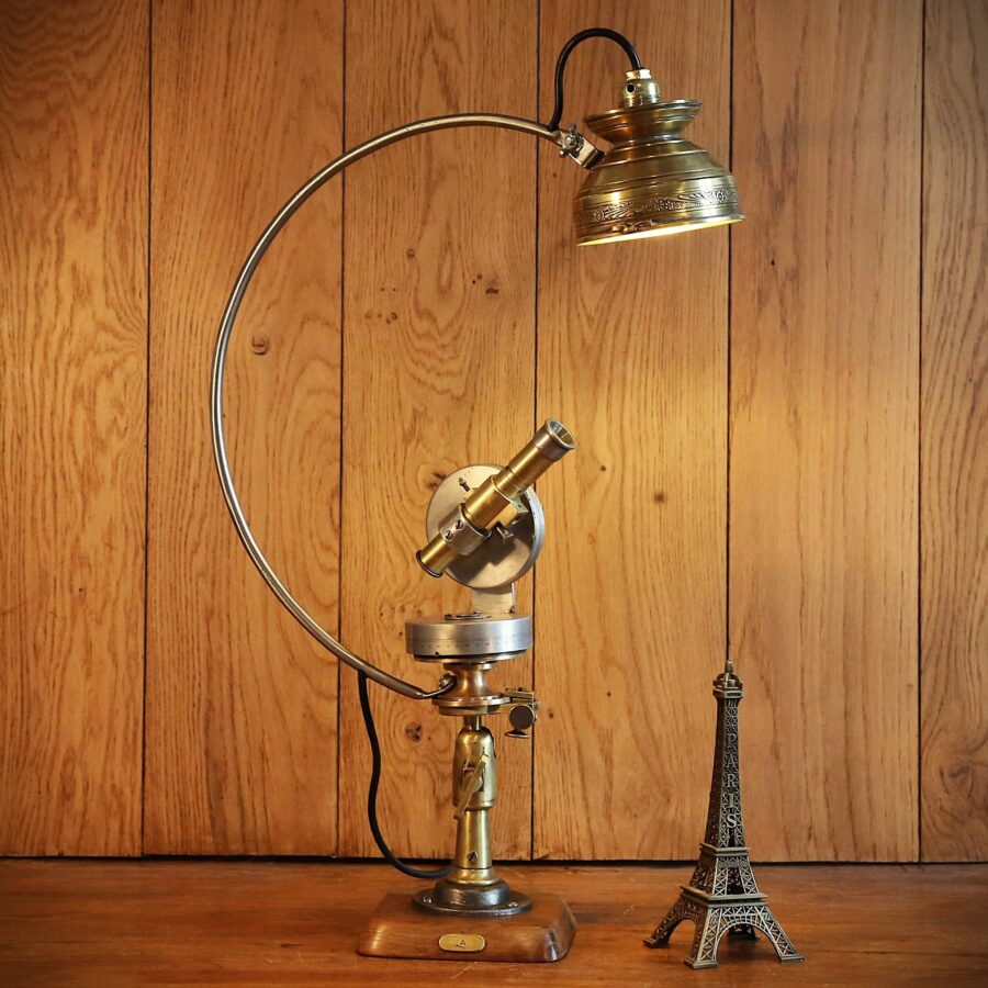 Création lampe de métier instrument de collection