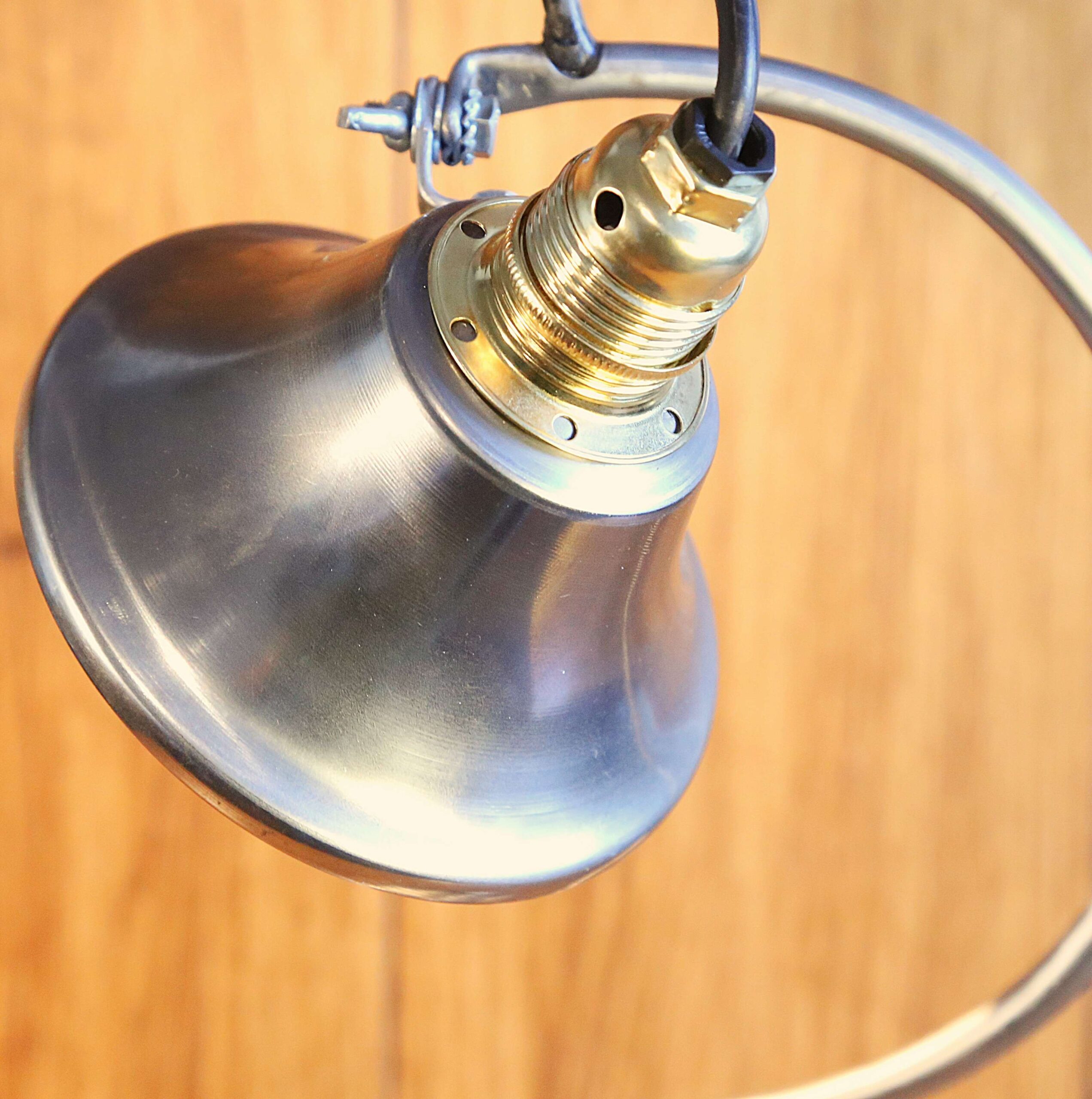 Création lampe machine à coudre Singer antiquité – Image 9