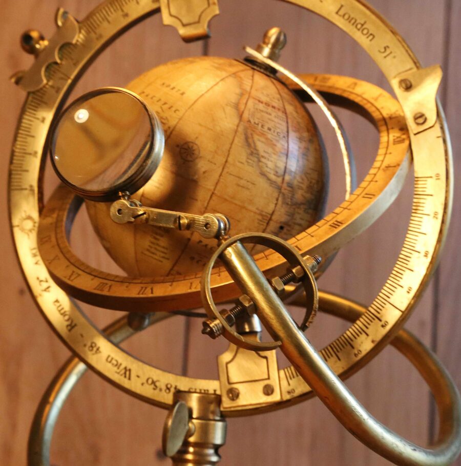 Création lampe unique Steampunk astronomie – Image 4