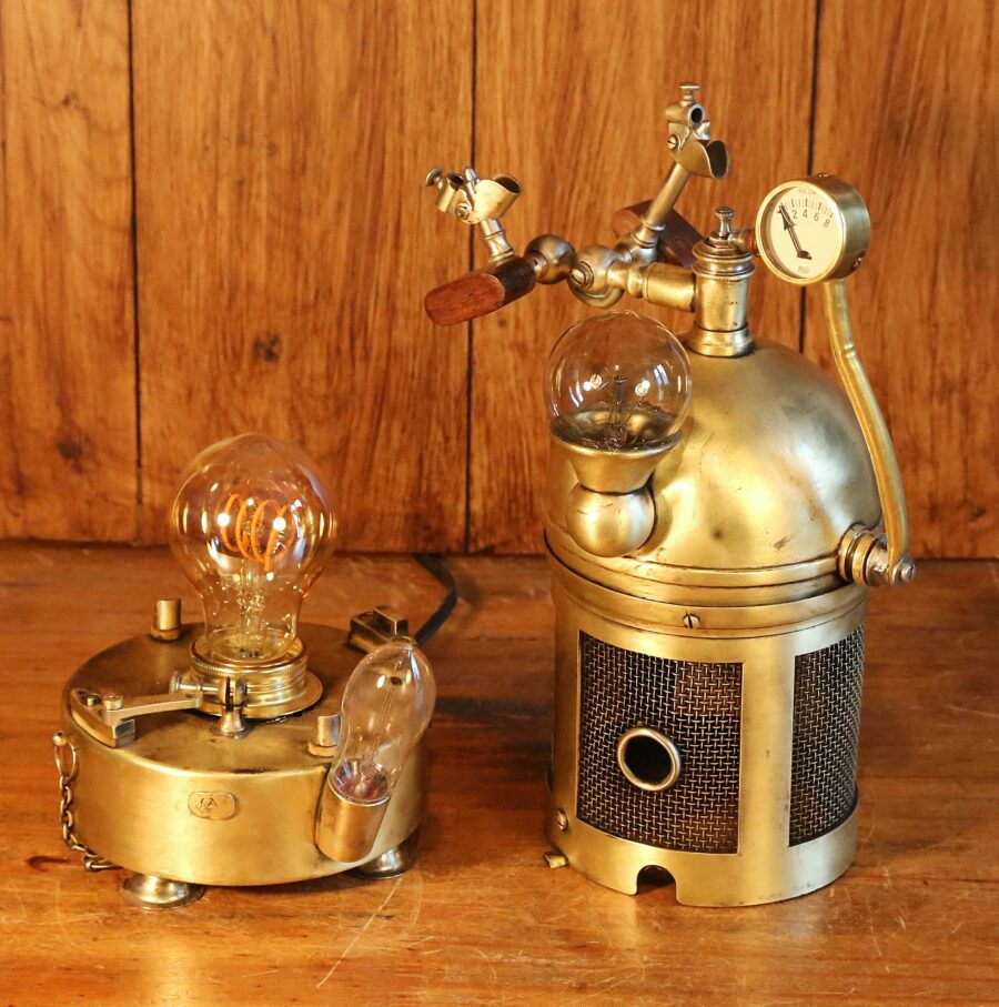 Création originale luminaire Steampunk esprit cabinet de curiosités – Image 10