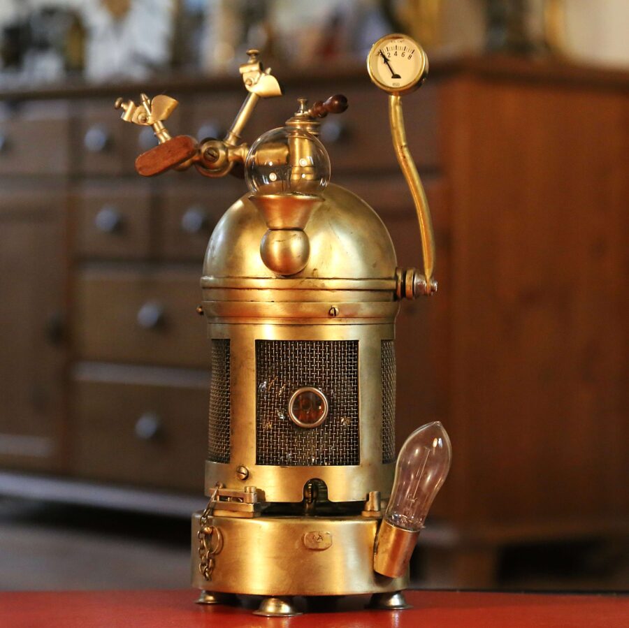 Création originale luminaire Steampunk esprit cabinet de curiosités – Image 4