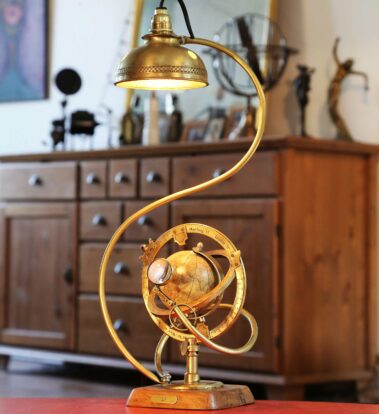 Lampe sphère armillaire