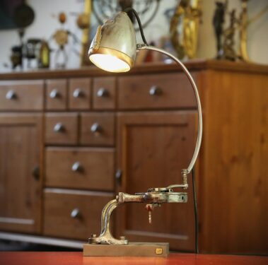 Lampe phare de vélo et mécanismes Singer