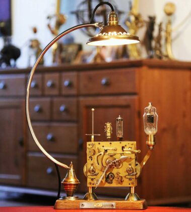 Lampe mouvements et mécanismes d'horlogerie