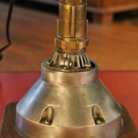 Grande lampe de bureau articulée en métal – Image 6