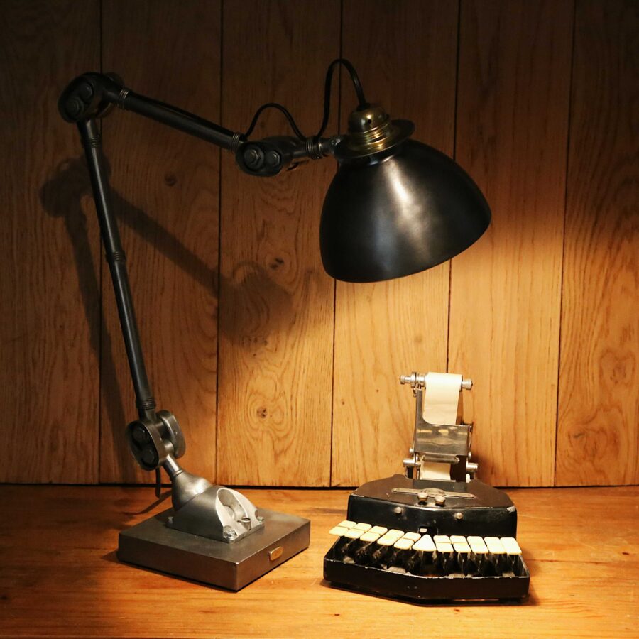 Grande lampe de bureau métal articulée atelier industriel