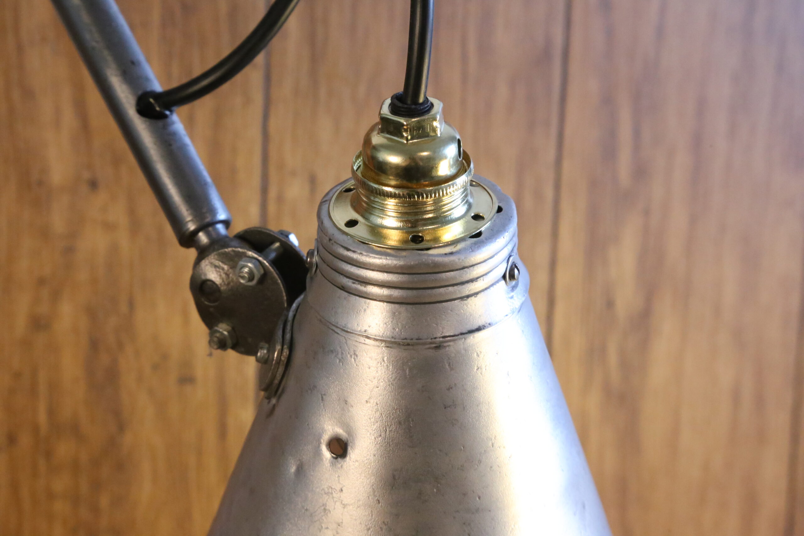 Grande lampe de bureau métal articulée atelier industriel – Image 6