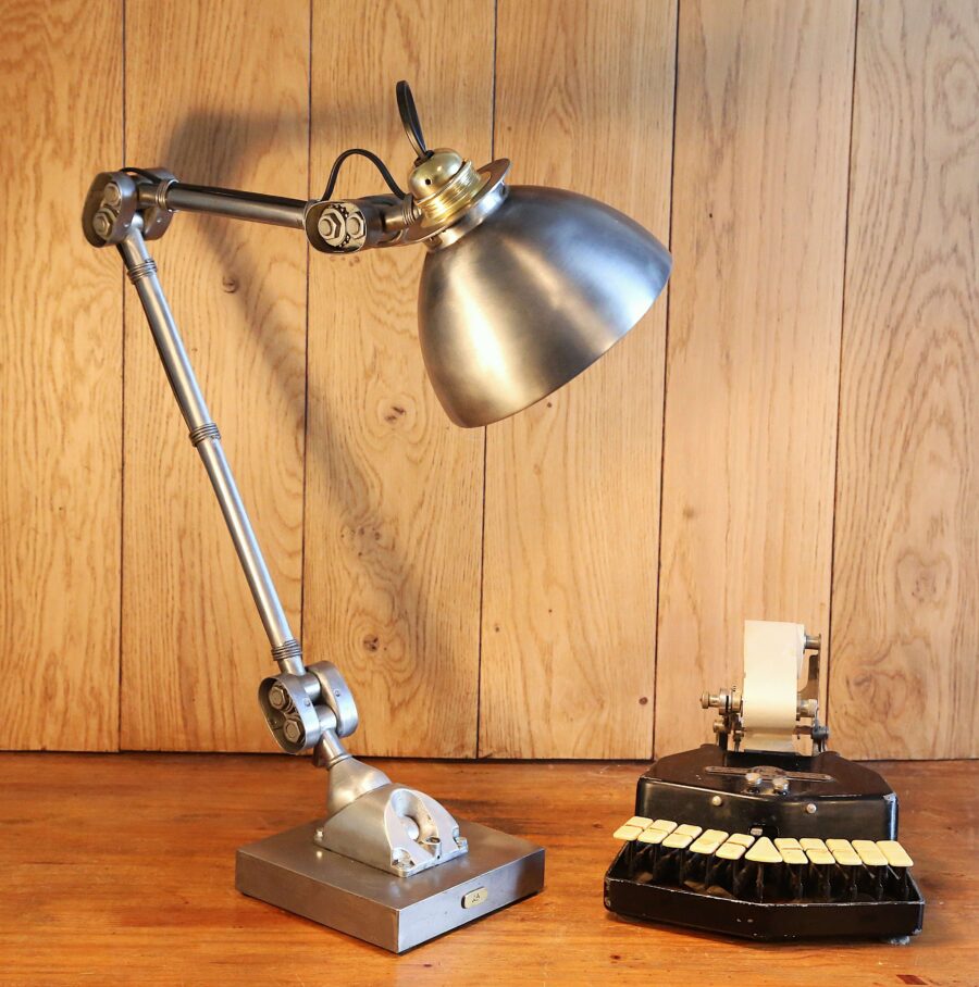 Grande lampe de bureau métal articulée atelier industriel