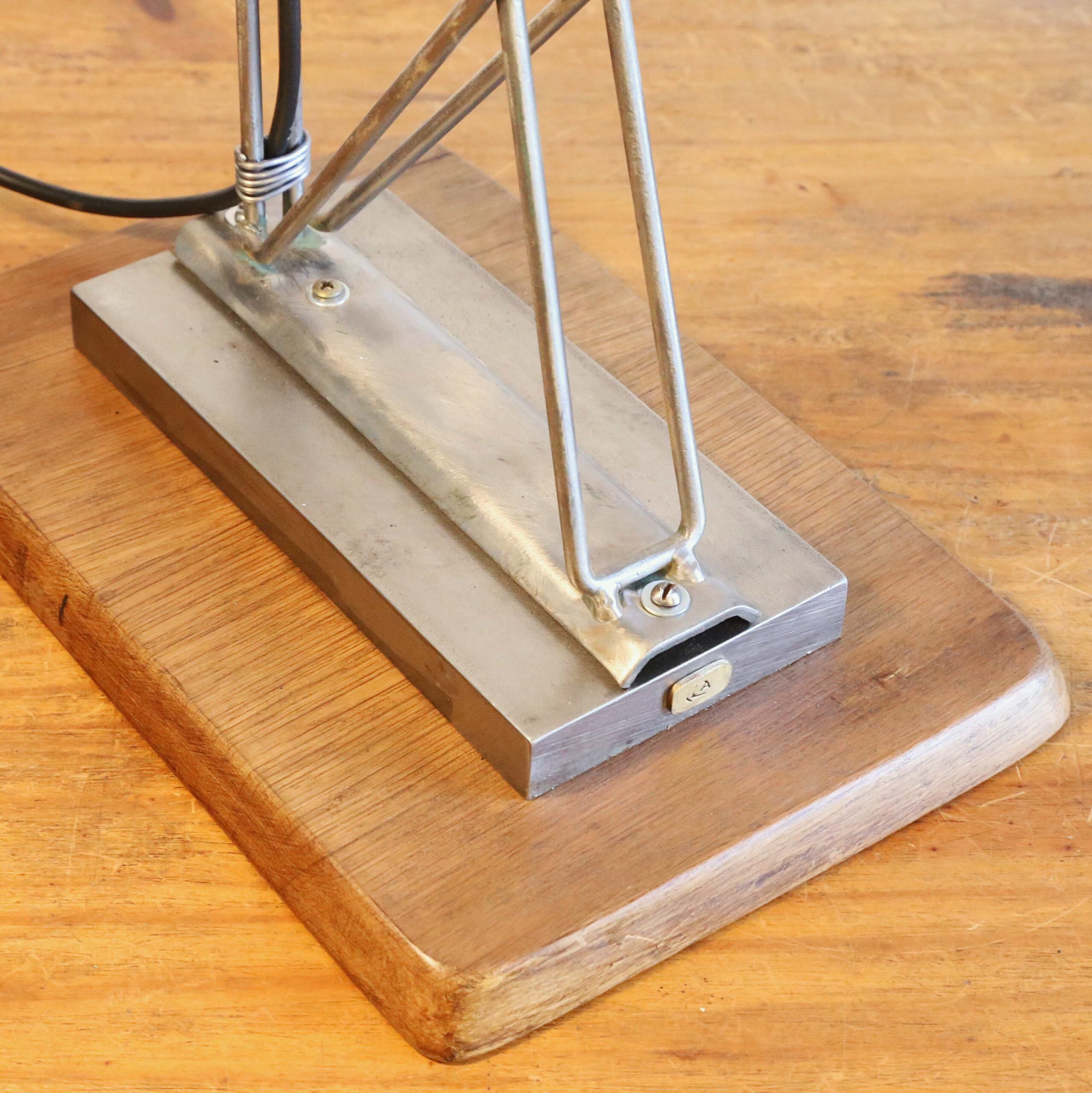 Grande lampe de bureau phare de véhicule rétro – Image 3