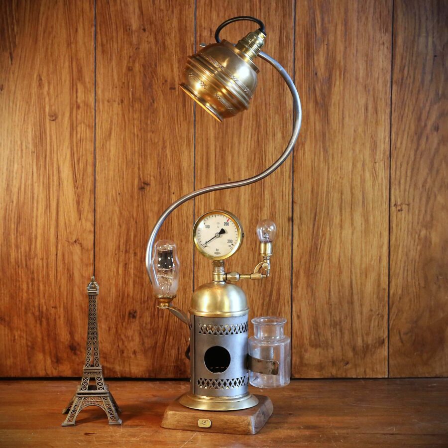 Lampe à poser ancien vaporisateur médical