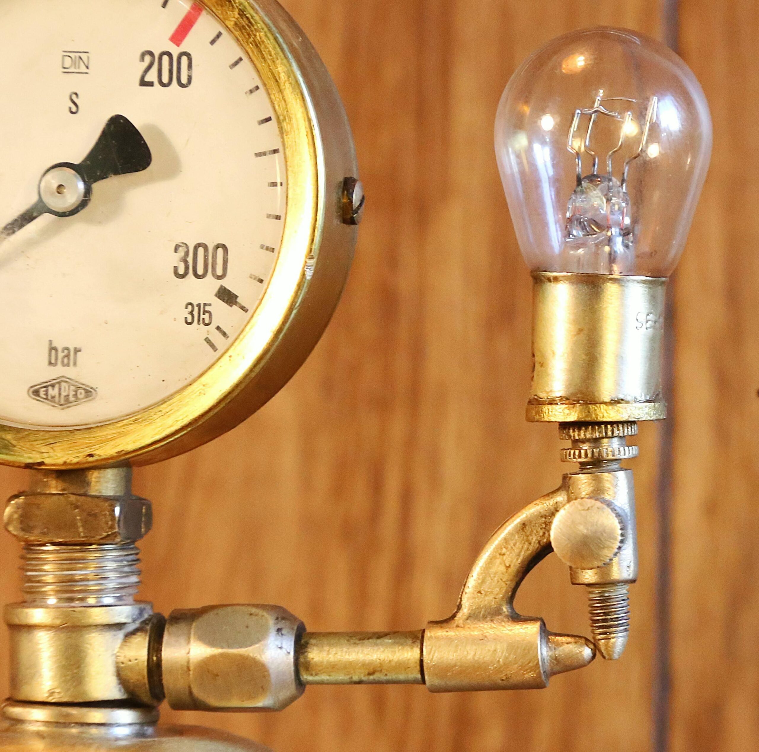 Lampe à poser ancien vaporisateur médical – Image 5