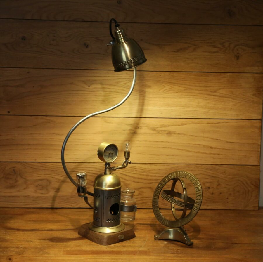 Lampe à poser ancien vaporisateur médical – Image 7