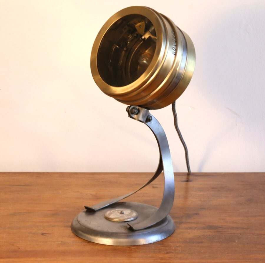 Lampe à poser artisanale en laiton – Image 3