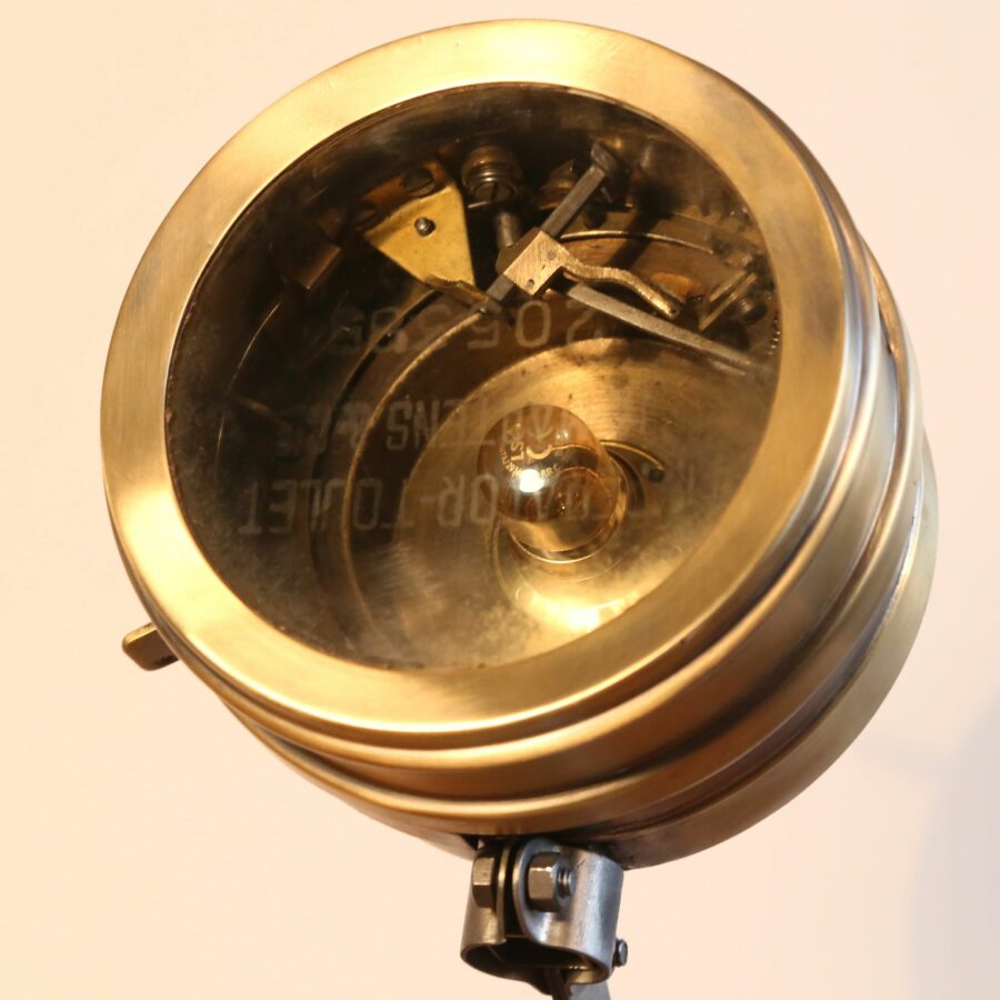 Lampe à poser artisanale en laiton – Image 4