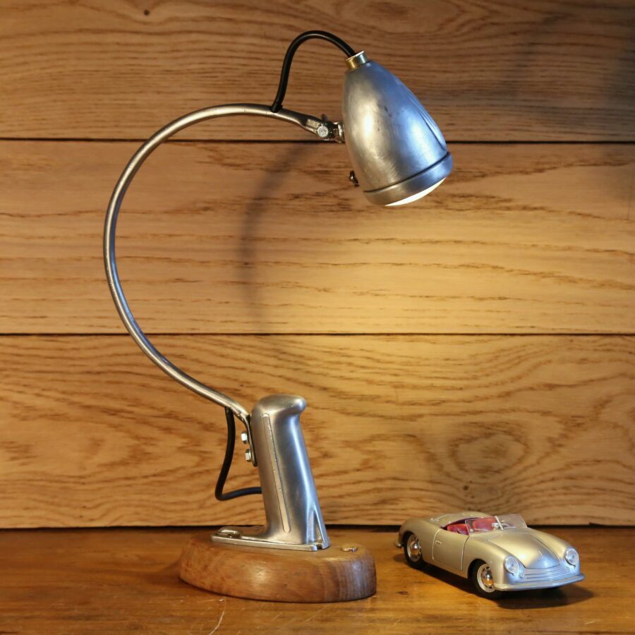 Lampe à poser phare de vélo vintage style Art Déco et Streamline