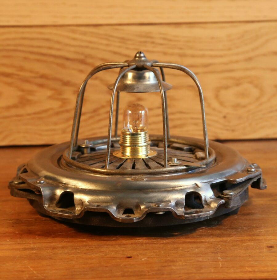 Lampe applique unique récup métal – Image 6
