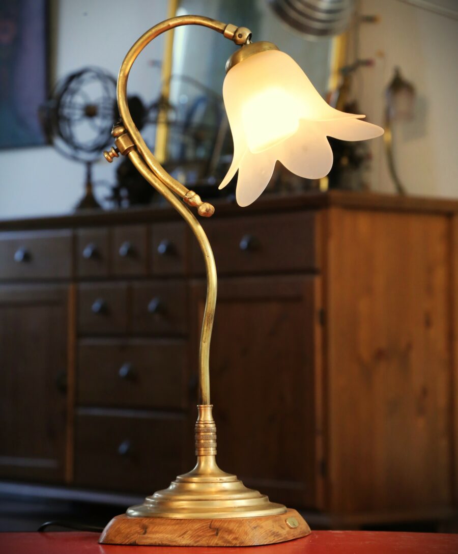 Lampe Art Déco laiton fleur – Image 9