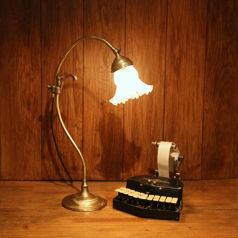 Lampe Art Déco laiton fleur