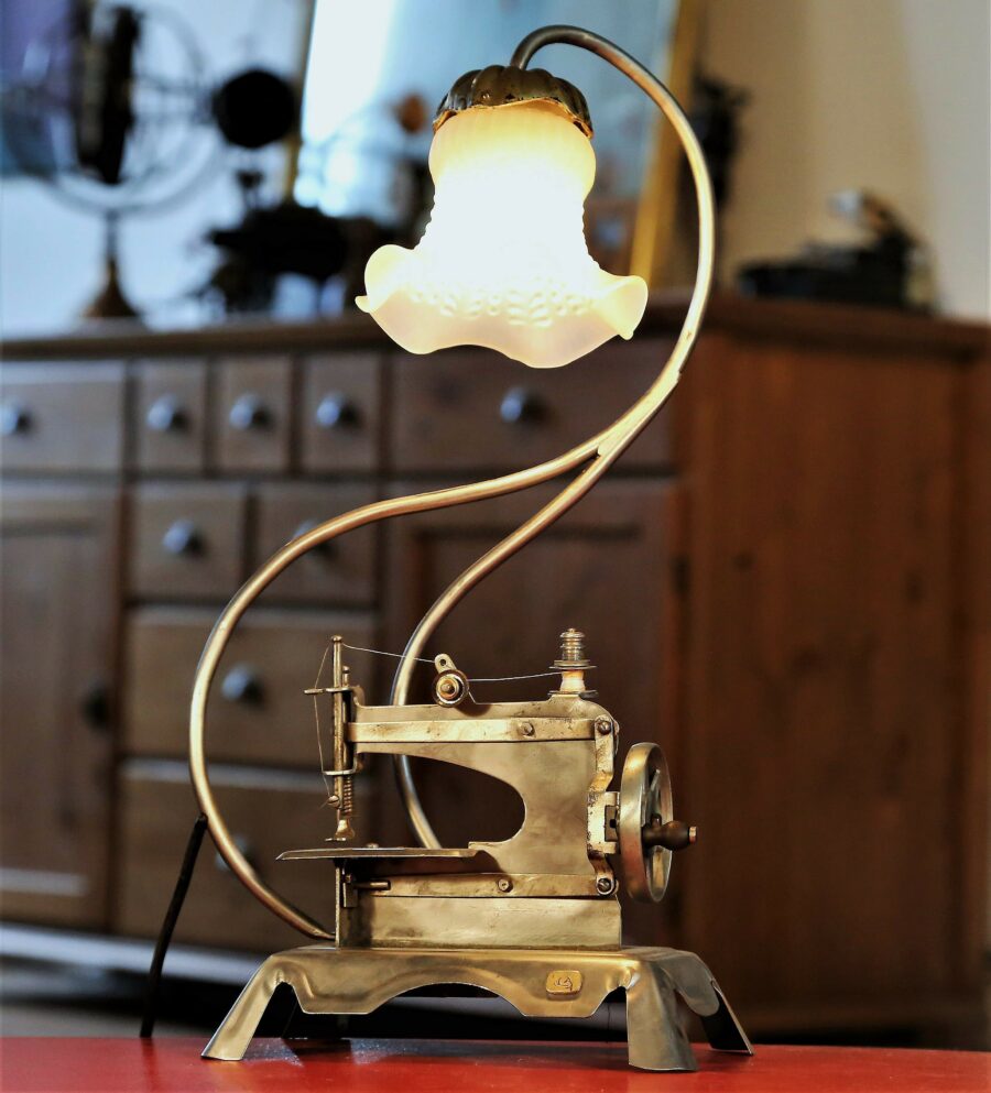 Lampe Art Déco machine à coudre – Image 8
