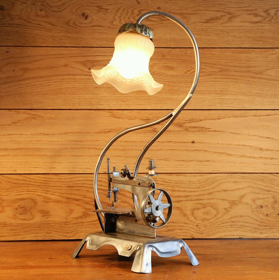 Lampe Art Déco machine à coudre – Image 4