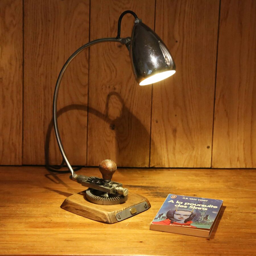 Lampe articulée à poser métal phare de vélo vintage