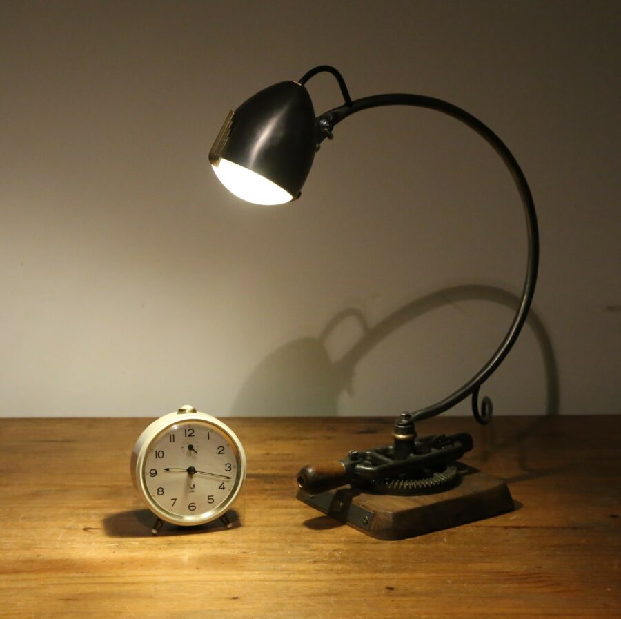 Lampe articulée à poser métal phare de vélo vintage – Image 2