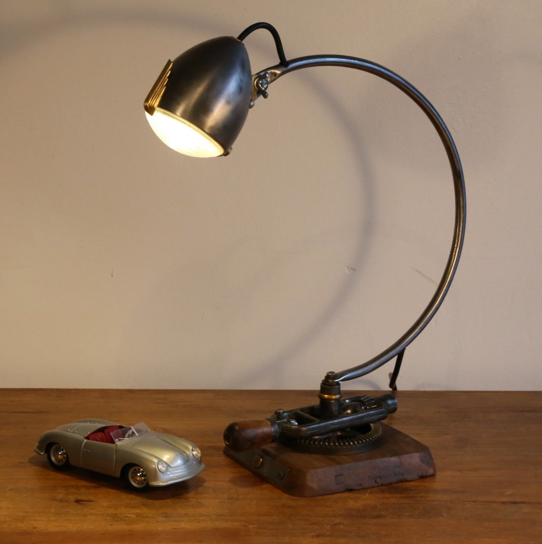 Phare Avant Vélo Rétro LED - Style Vintage Chrome - Monture Métal - Super Lumineux - Pour Sécurité