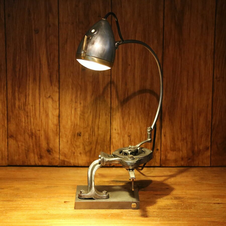 Lampe articulée phare de vélo vintage mécanismes machine à coudre Singer