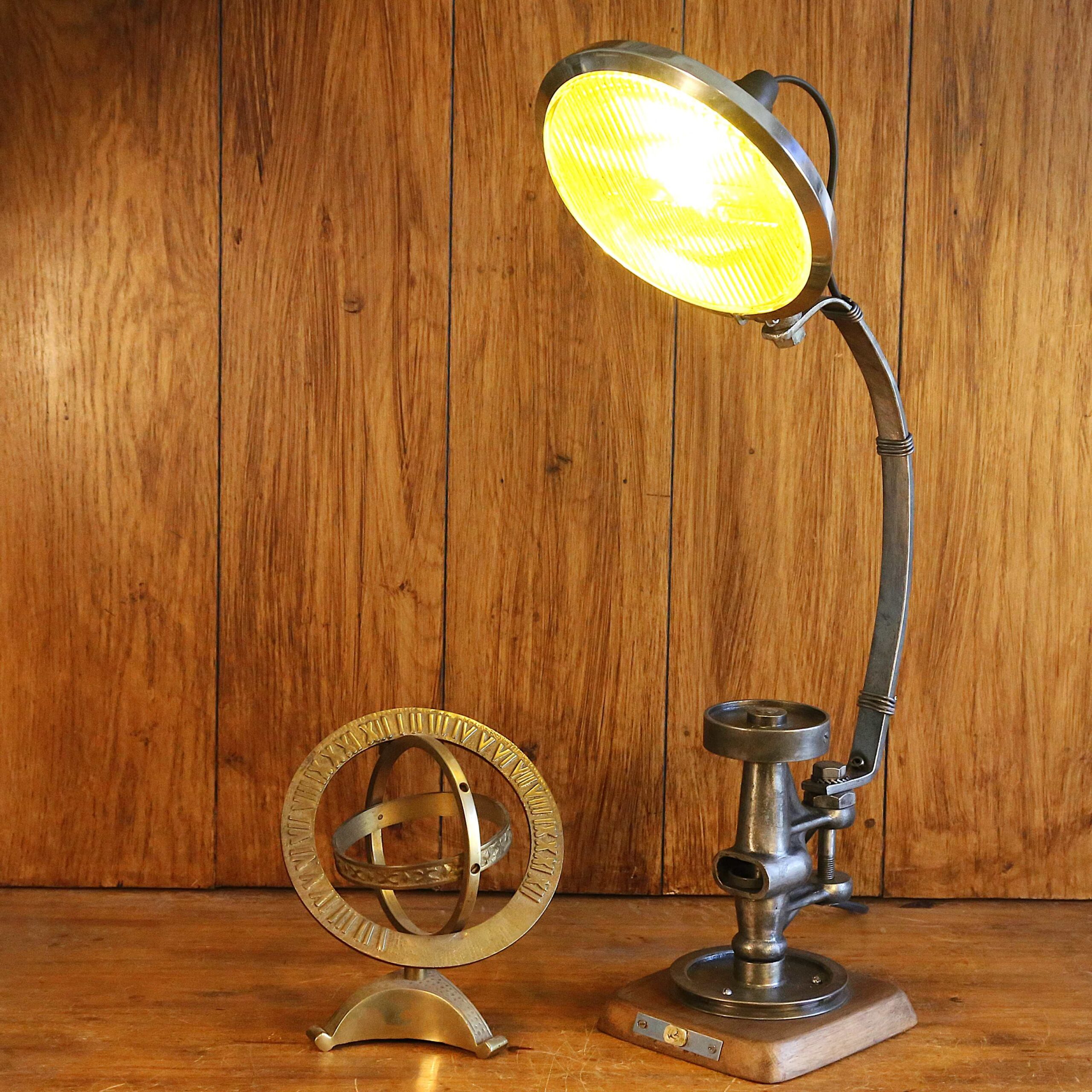 Lampe artisanale articulée phare vintage – Image 11