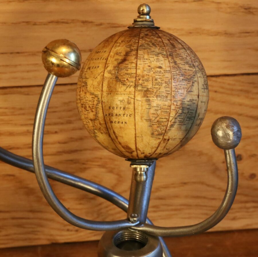 Lampe artisanale globe terrestre – Image 7