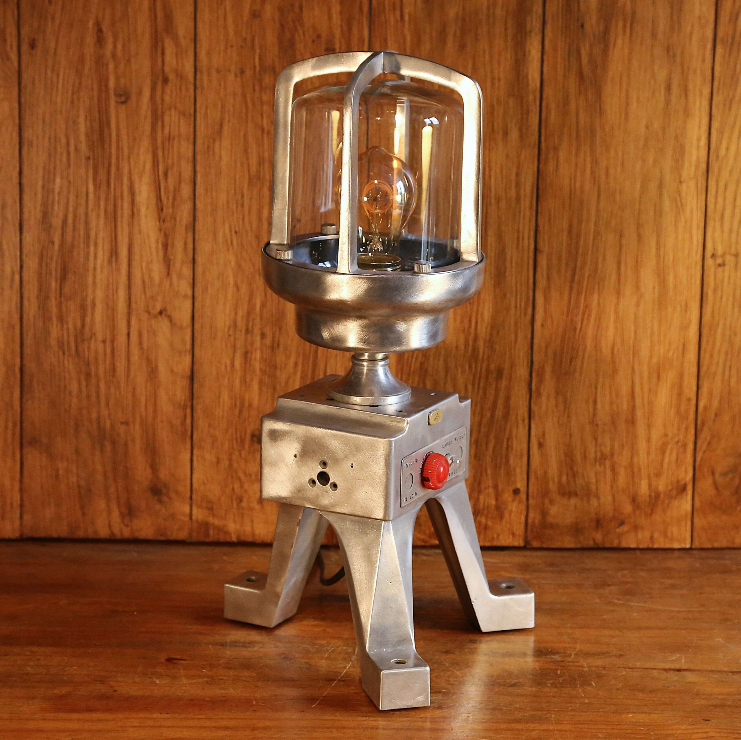 Lampe artisanale métal style industriel – Image 5