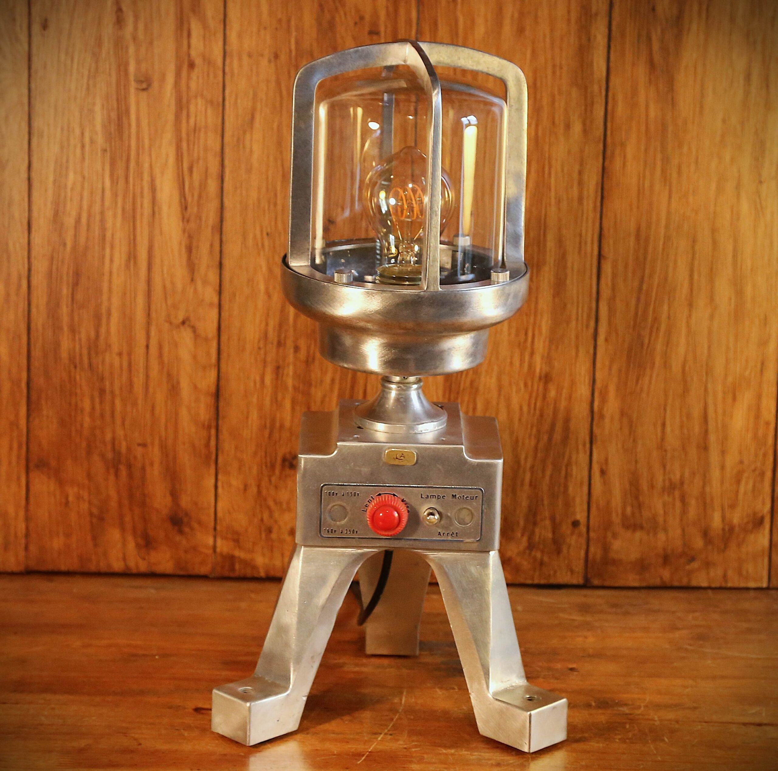 Lampe artisanale métal style industriel