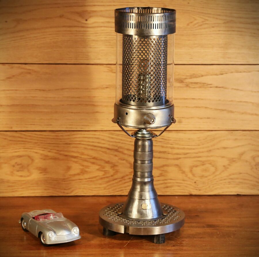 Lampe artisanale récup chauffage métal – Image 7