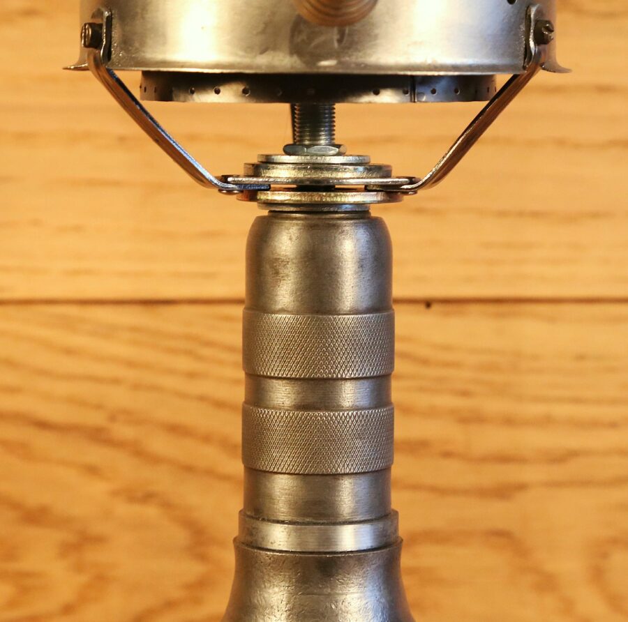 Lampe artisanale récup chauffage métal – Image 6