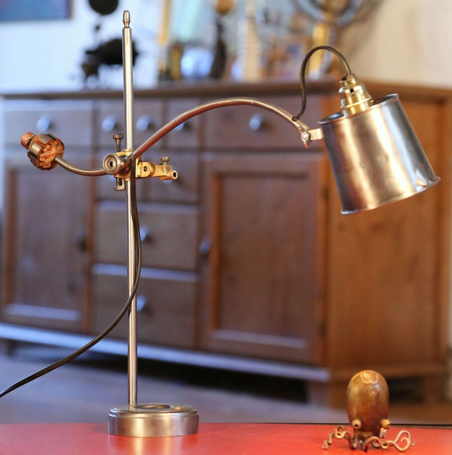 Lampe de bureau articulée atelier industriel