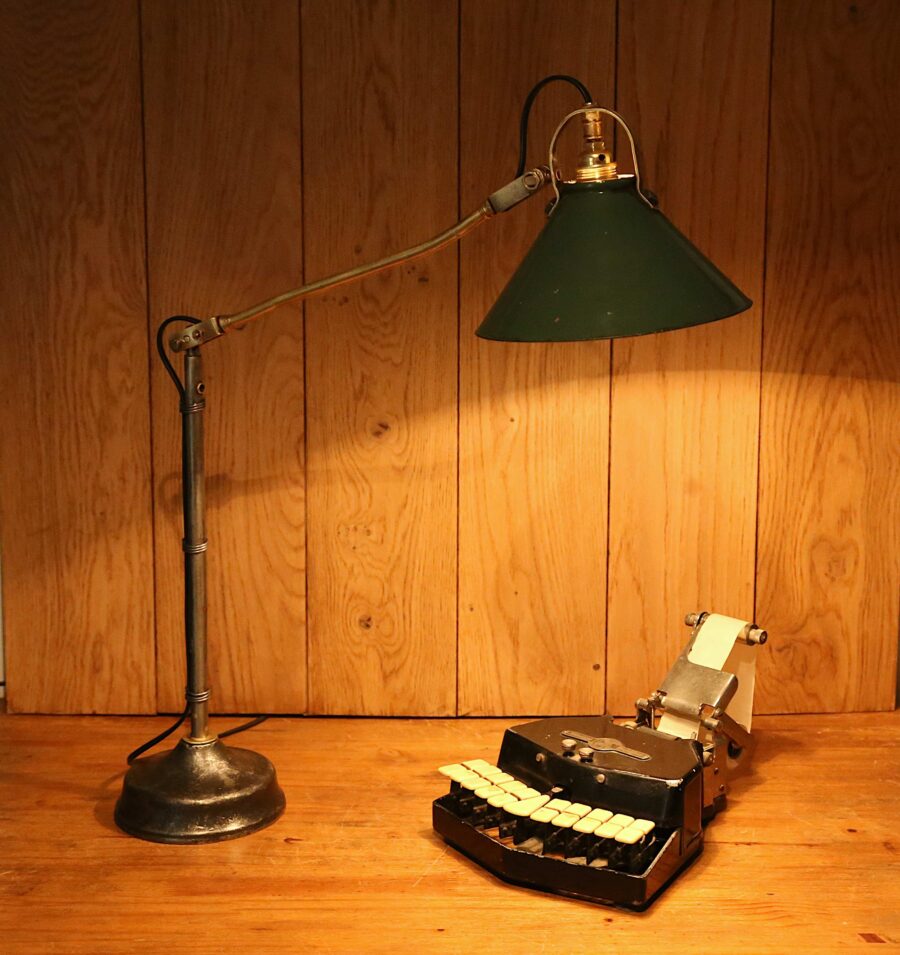 Lampe de bureau articulée de bijoutier vintage