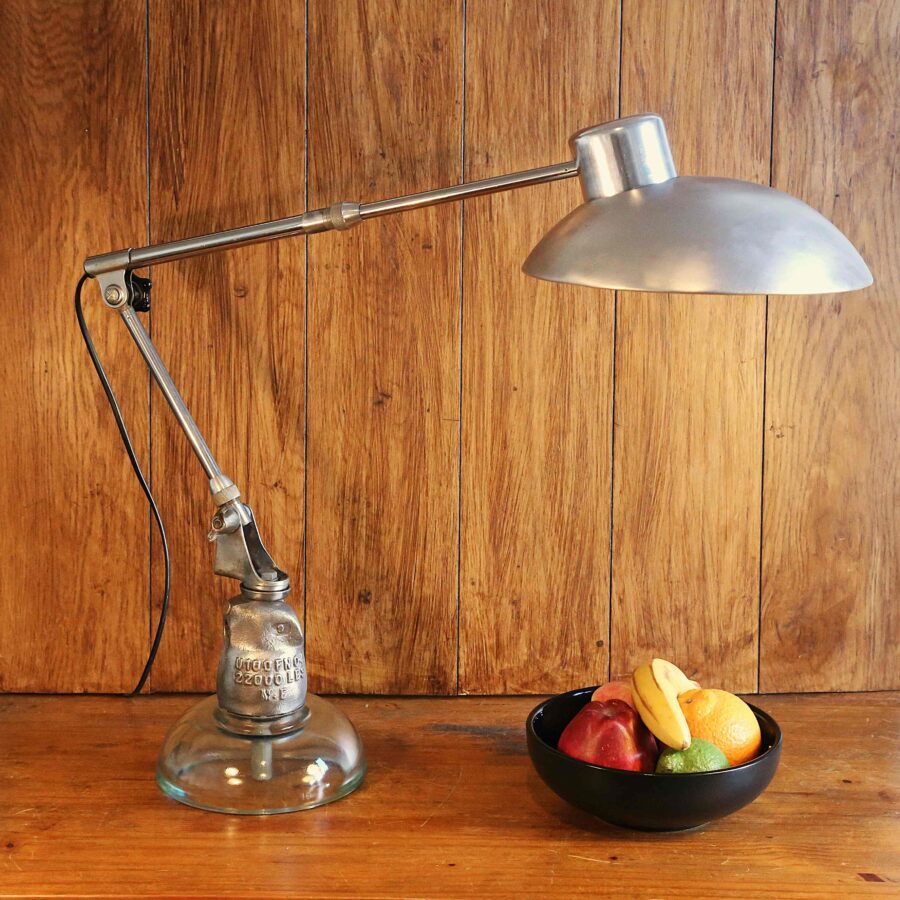 Lampe de bureau articulée style industriel