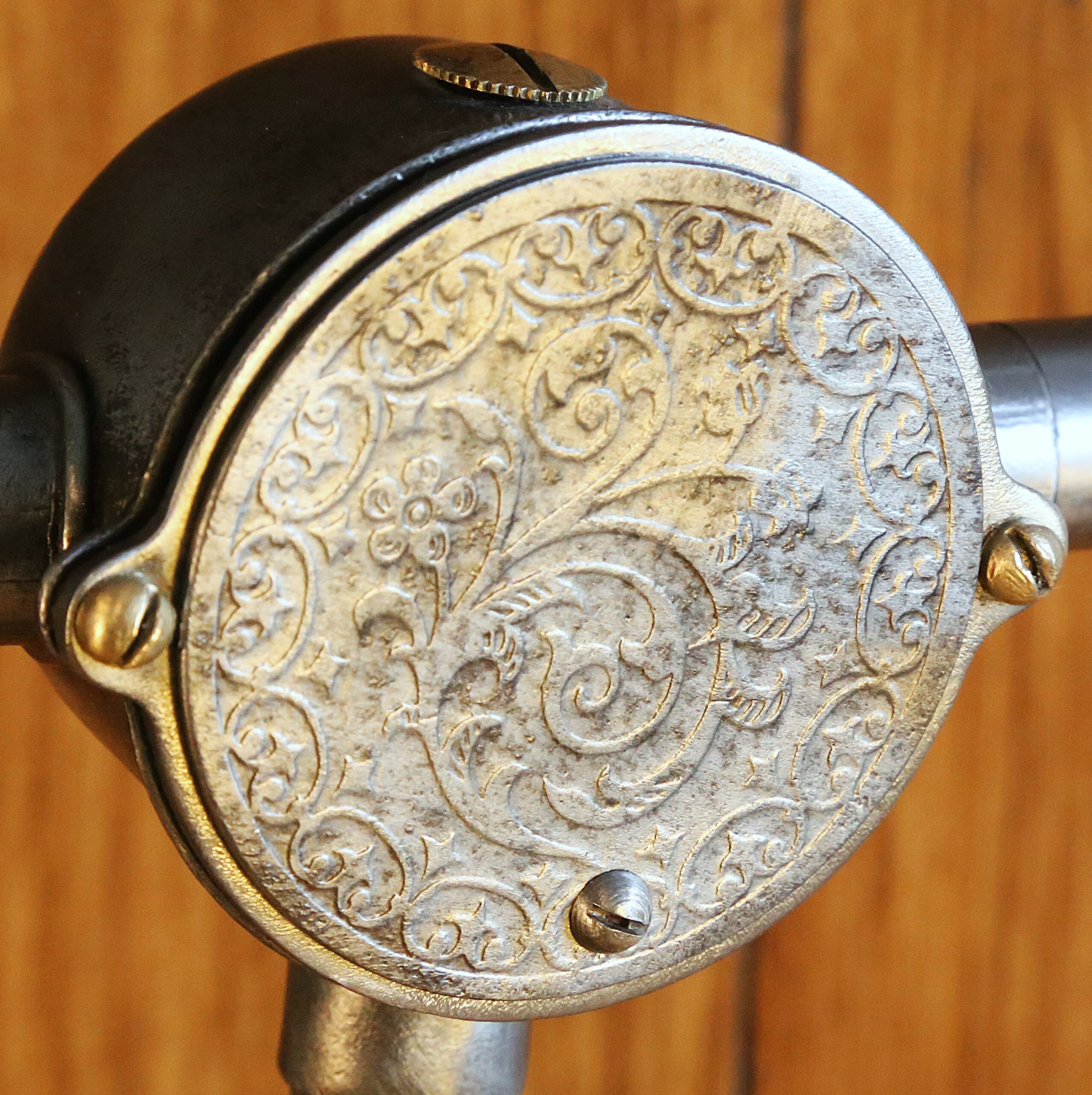 Lampe de bureau articulée style industriel – Image 5