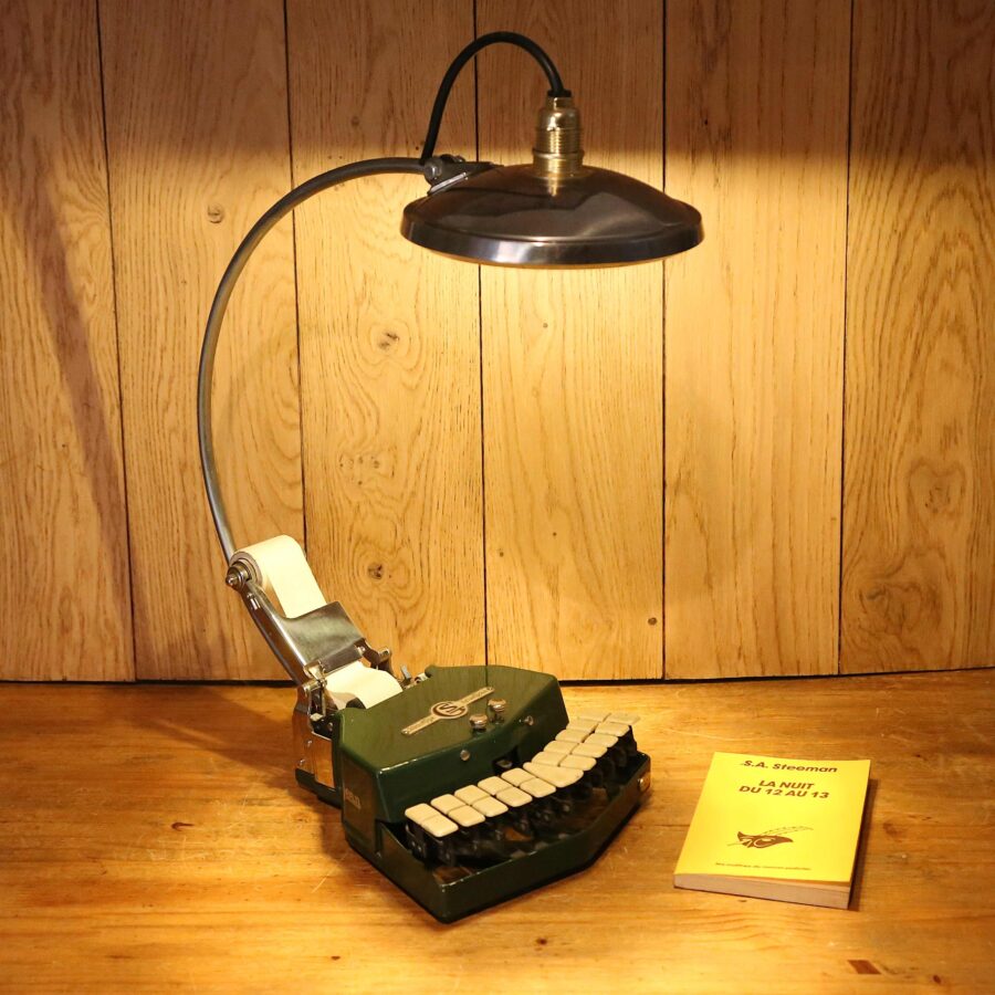 Lampe de bureau machine à écrire vintage
