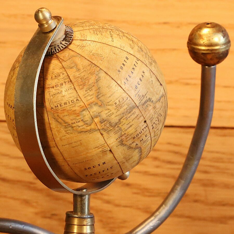 Lampe de créateur globe terrestre – Image 6