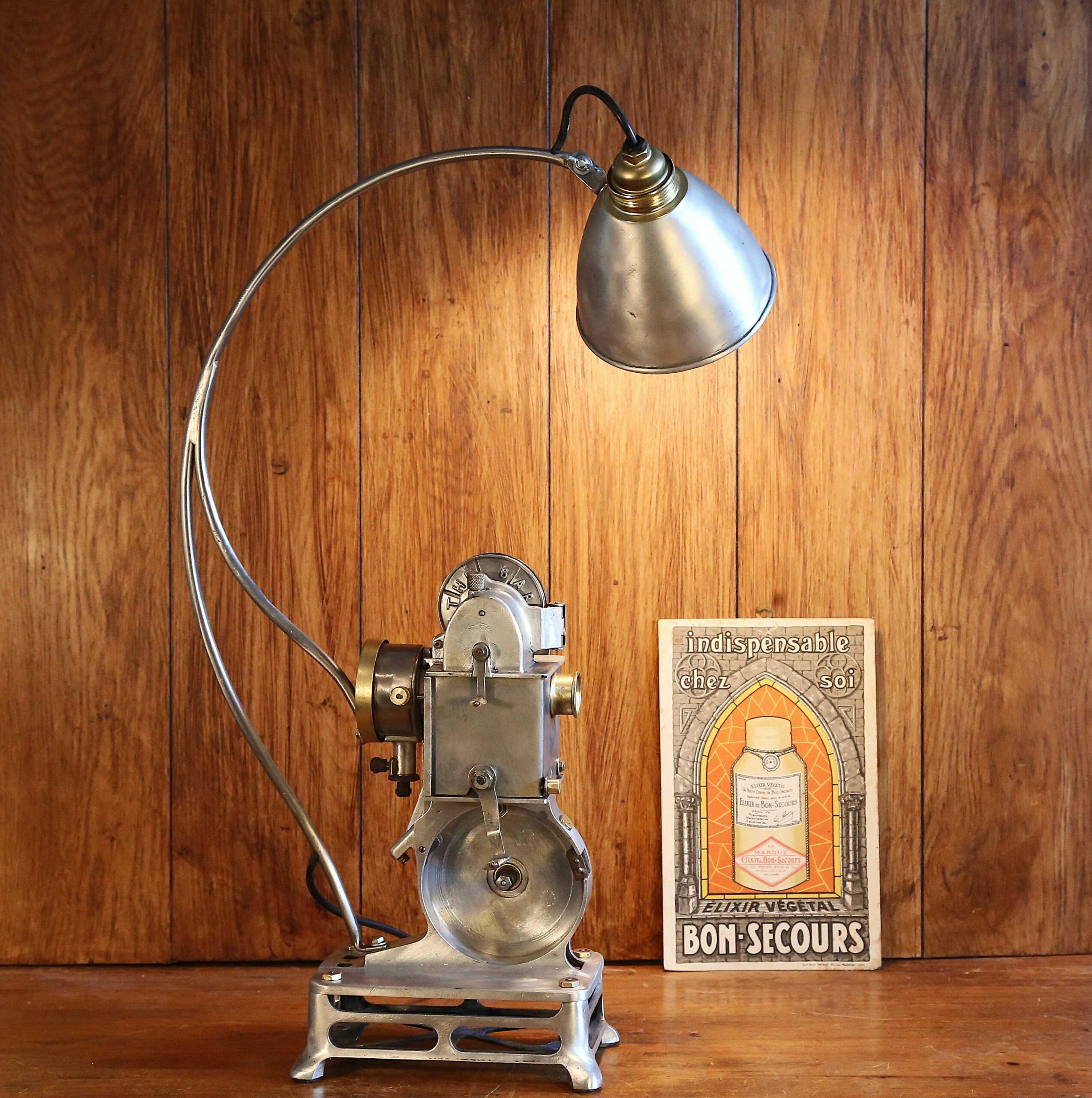 Lampe de créateur projecteur de film Pathé vintage – Image 6