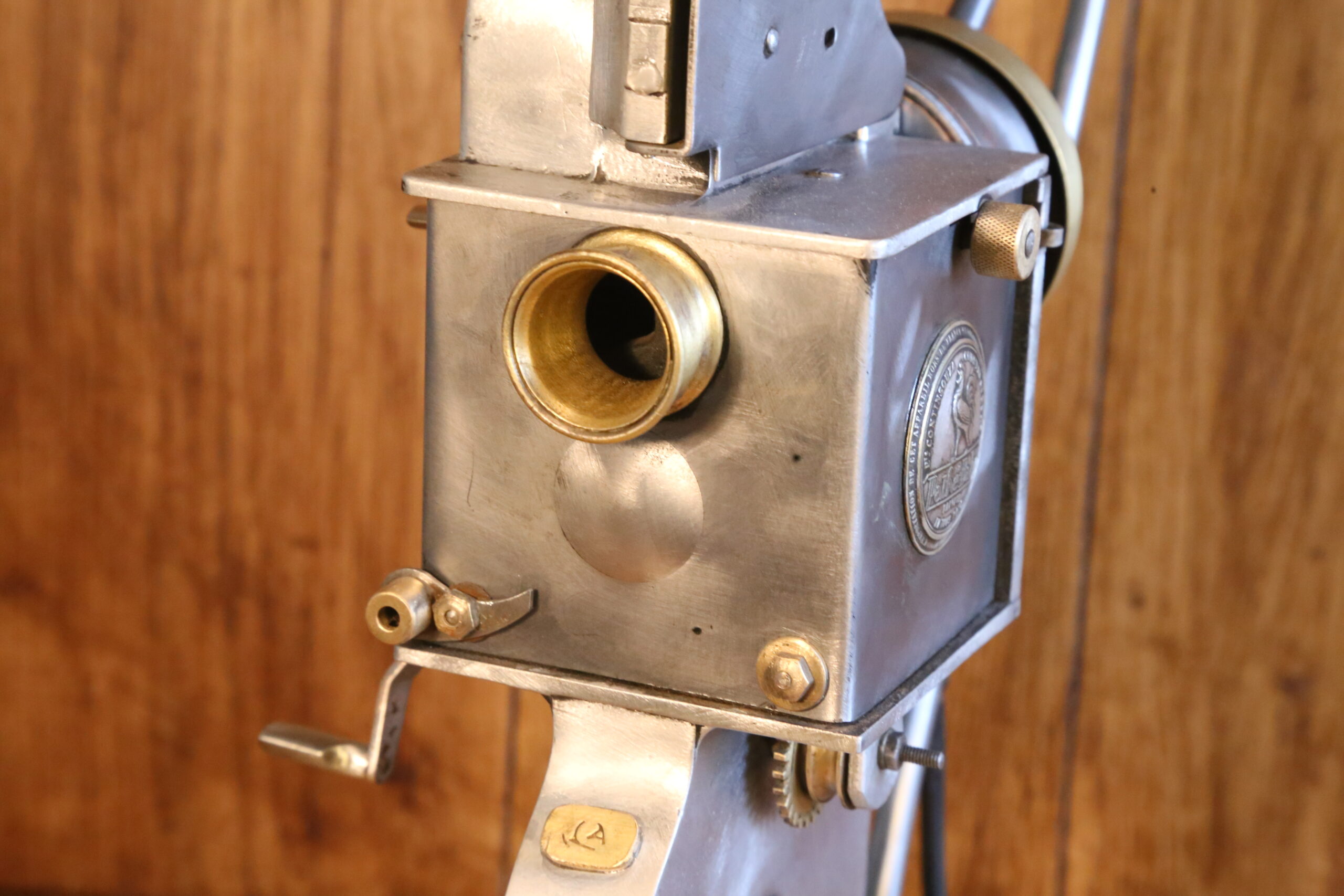 Lampe de créateur projecteur de film Pathé vintage – Image 8