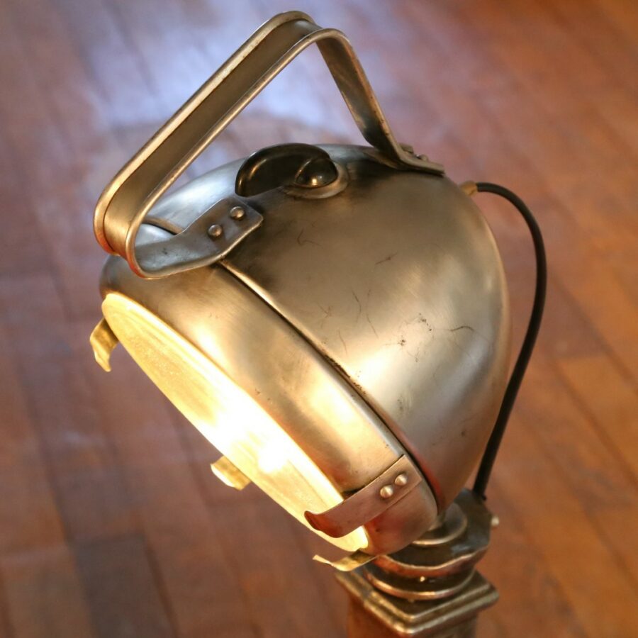 Lampe de métier garagiste phare et cric – Image 4