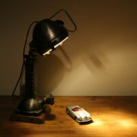 Lampe de métier garagiste phare et cric – Image 2