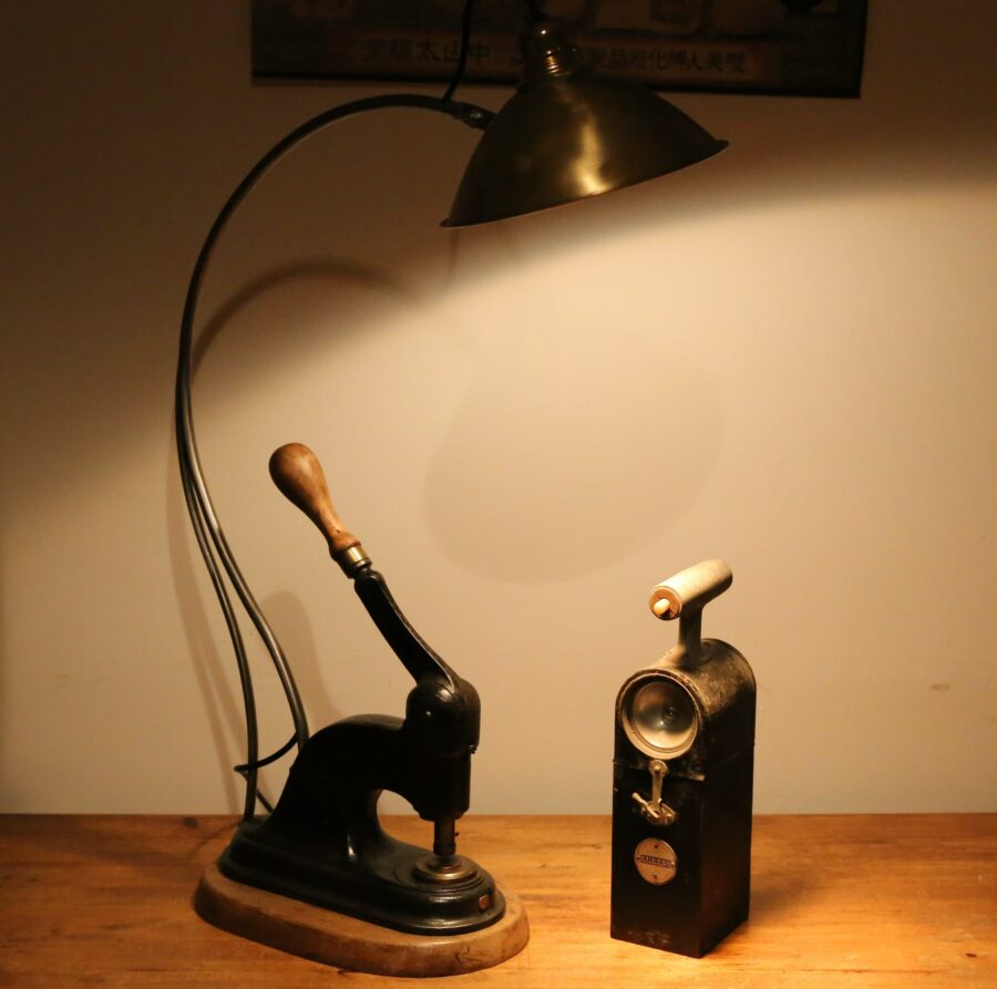 Lampe de métier presse de bourrelier et cordonnier – Image 2