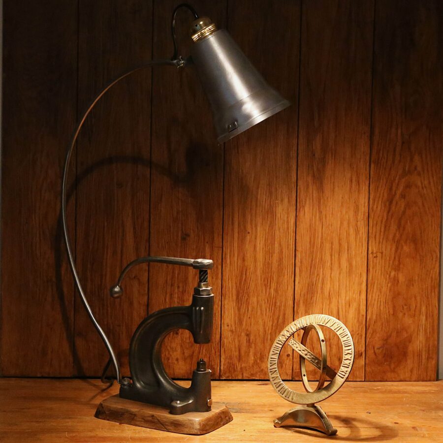 Lampe de métier presse de bourrelier et cordonnier