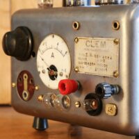 Lampe de table Steampunk chargeur vintage – Image 7