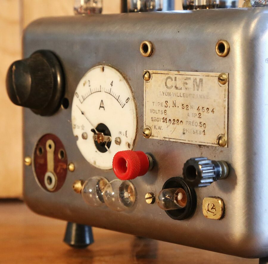Lampe de table Steampunk chargeur vintage – Image 7