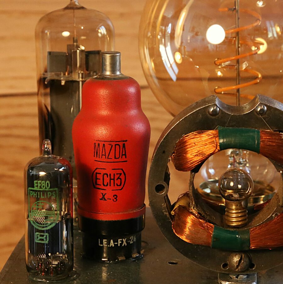 Lampe à poser Steampunk chargeur en métal – Image 5