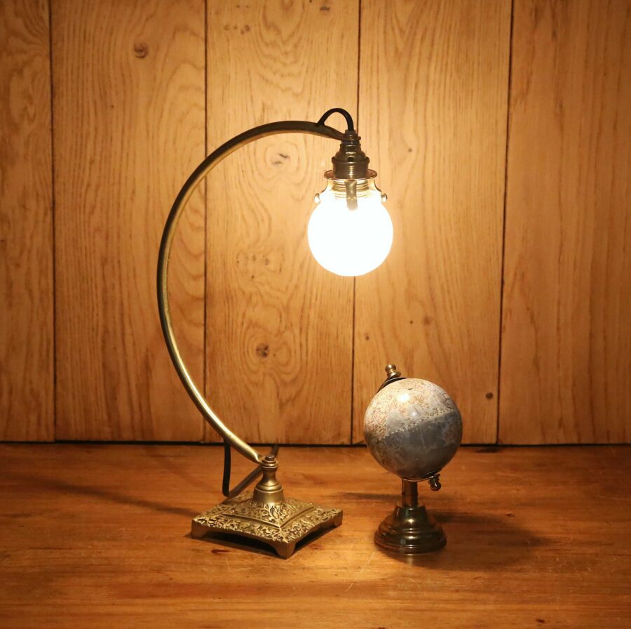 Lampe de table unique Art Déco laiton bronze doré